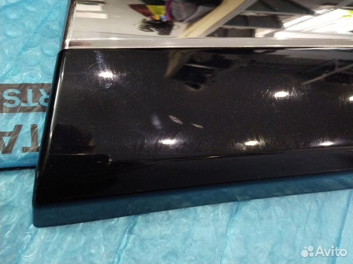 Lc 200 Молдинг передней правой двери Оригинал