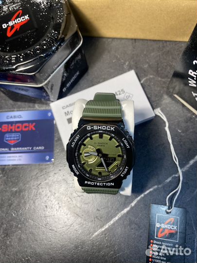 Часы Casio G-Shock GM-2100