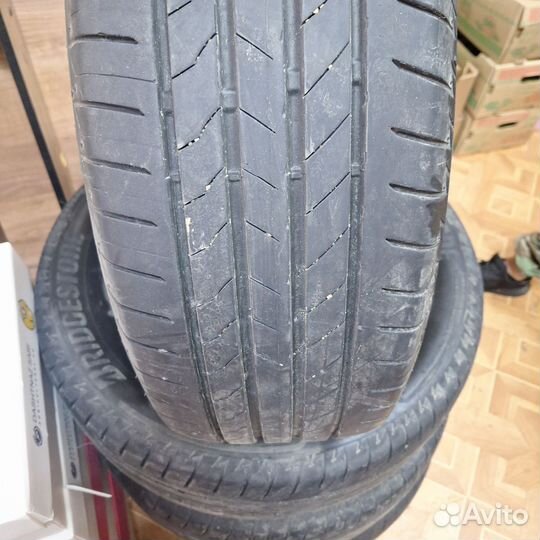 Bridgestone Alenza 001 225/65 R17 102H