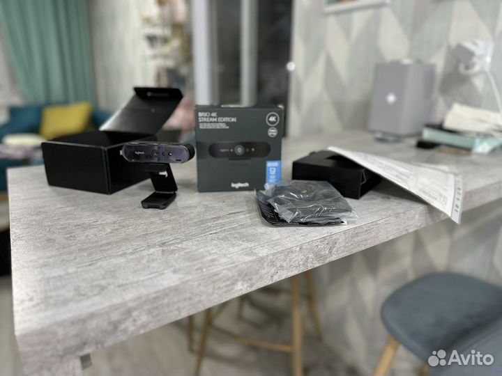 Веб-камера Logitech Brio Pro 4K 60 FPS