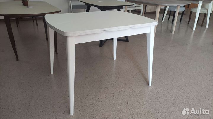 Стол Орлеан