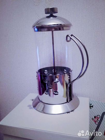 Кофейник френч-пресс новый