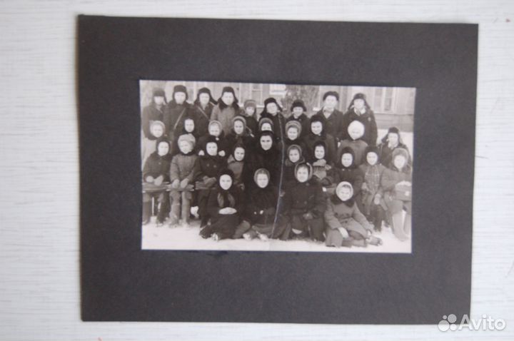 13 старых фотографий набором (дети, военные, пляж)