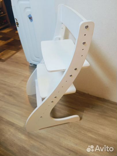 Детский растущий стул