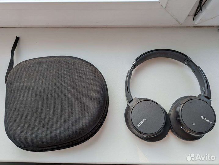 Беспроводные наушники Sony WH-CH700N