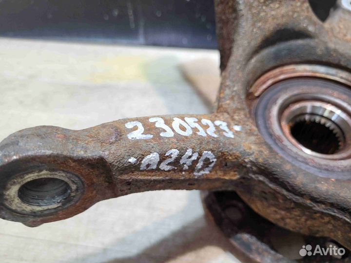 Кулак поворотный левый Mercedes A W176 AMG 45