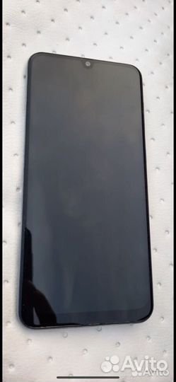 Samsung Galaxy A50, 4/64 ГБ