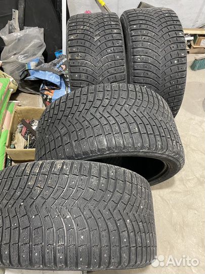 Michelin Latitude X-Ice North 3 275/40 R20 и 315/35 R20