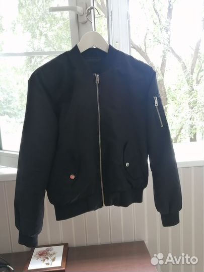 Куртка бомбер