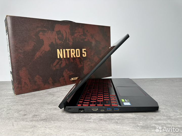 Ноутбук Acer Nitro 5 i5 8gn RAM 16gb GeForce1050