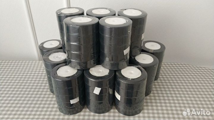 Лента атласная, черная, ш.2,5см д.114,2м