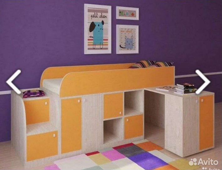 Детская кровать чердак со столом и шкафом