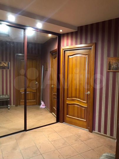 Комната 18 м² в 3-к., 3/7 эт.