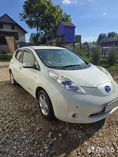 Nissan Leaf 109 л.с. AT, 2012, 140 000 км