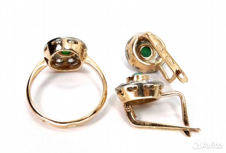 Советские золотые серьги и кольцо с нефритами