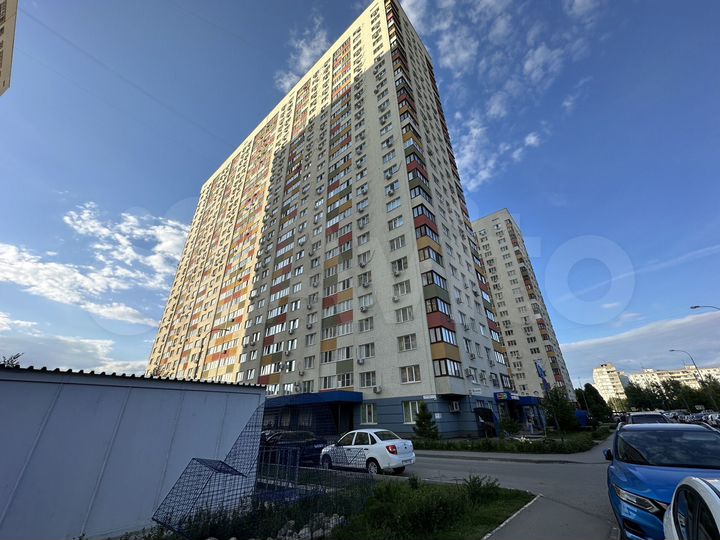 1-к. квартира, 38 м², 13/27 эт.