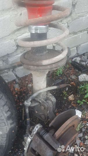 Стойки ваз2110 2115, 2114,2109 в сборе со ступицам