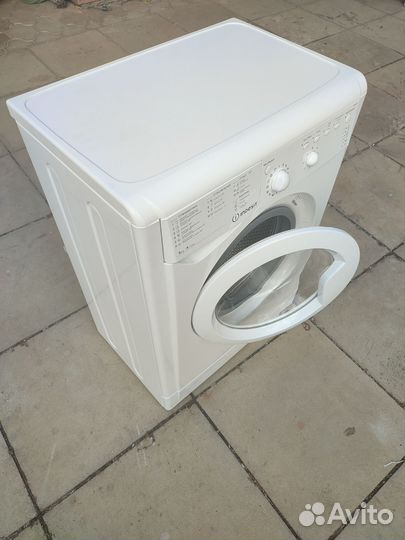 Стиральная машина indesit