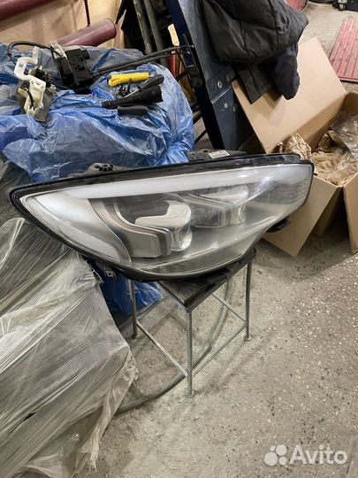 Фара на KIA quoris