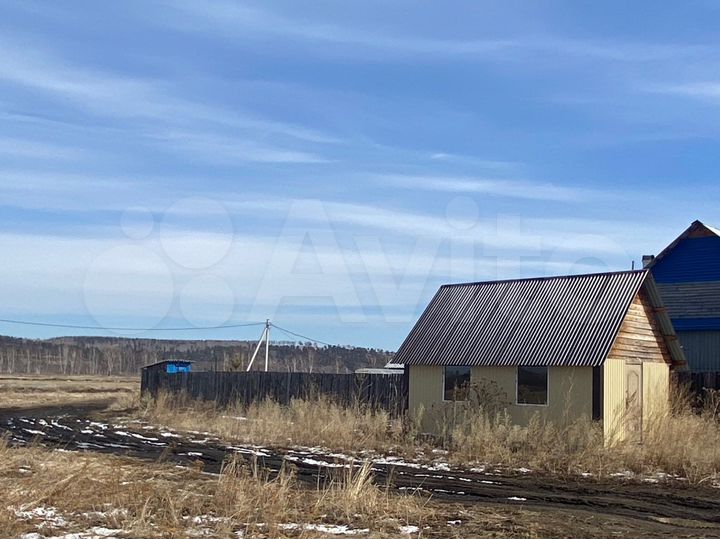 Дом 24 м² на участке 15 сот.