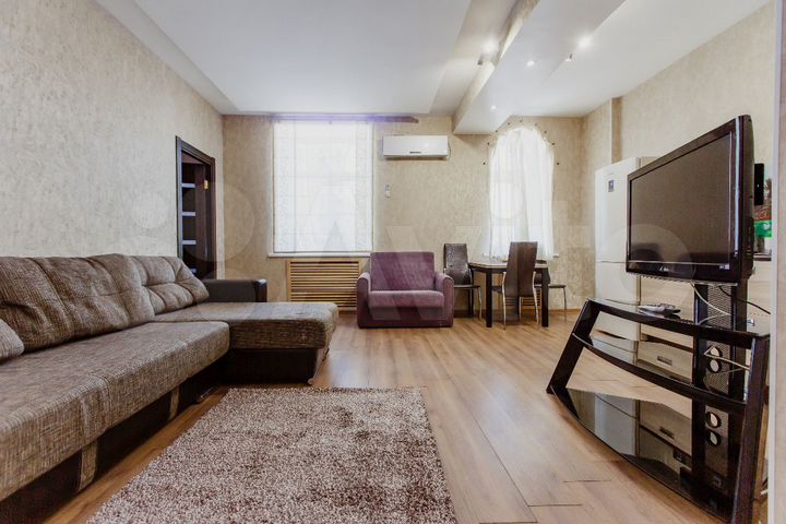 2-к. квартира, 54 м², 2/5 эт.