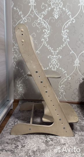 Стул для школьника. Растущий