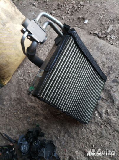 Испаритель кондиционера бмв 7, е65, 66