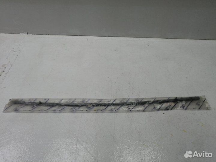 Молдинг лобового стекла передний левый Hyundai I30