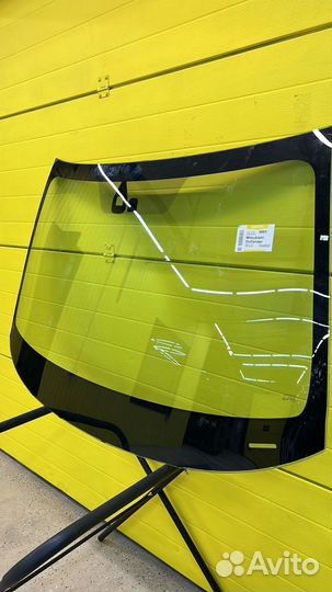 Лобовое стекло Мицубиси Аутлендер 3 с подогревом