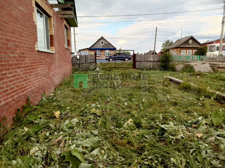 Дом 40 м² на участке 8 сот.