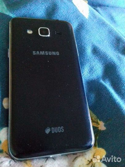 Телефон Samsung