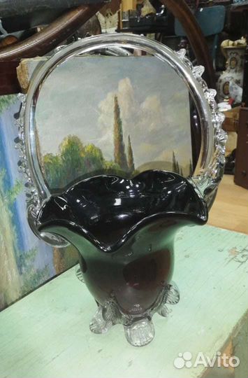 Ваза с ручкой из цветного стекла СССР