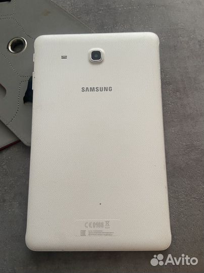 Планшет samsung tab e