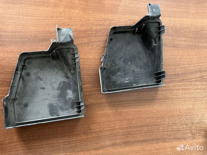 Крышка блока предохранителей sandero сандеро