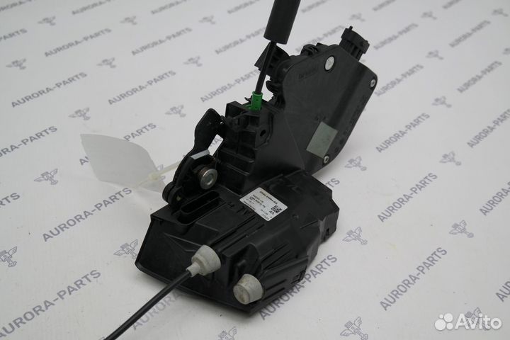 Замок задней двери Range Rover 4 L405