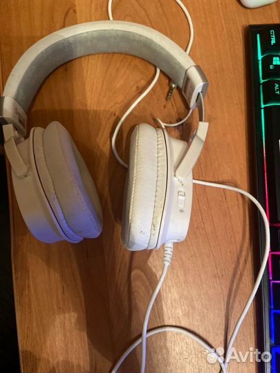 Наушники