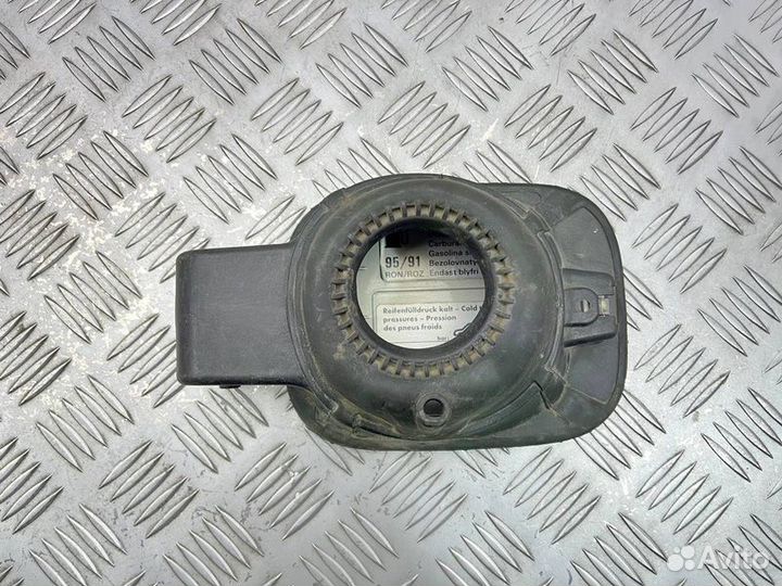 Лючок топливного бака Volkswagen Golf MK4 2003