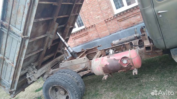 Запчасти на газ 53