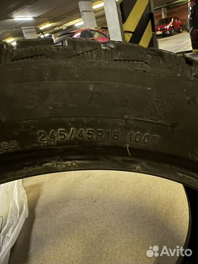 Michelin X-Ice North 4 SUV 245/45 R18 100