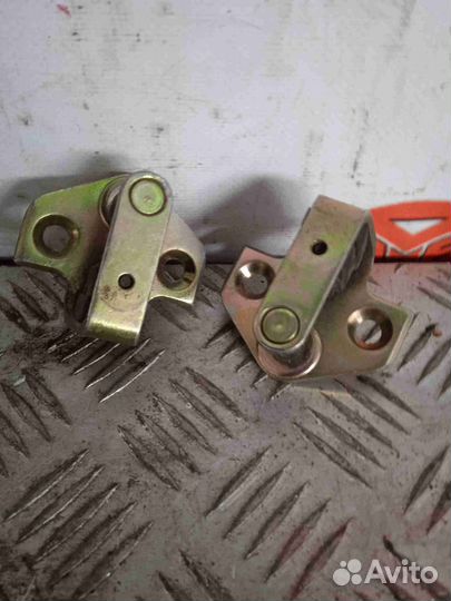 Ответная часть замка Форд Мондео 3