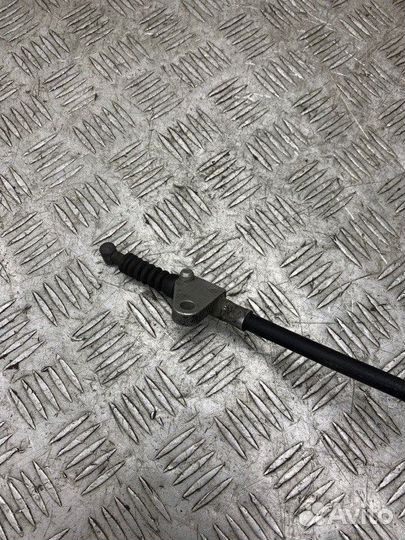 Трос ручного тормоза правый Toyota Camry V30 1mzfe