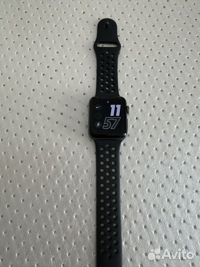 Часы apple watch 3 42mm nike