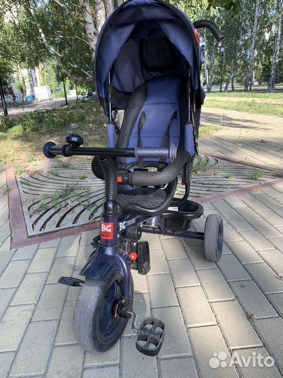 Детский трехколесный велосипед