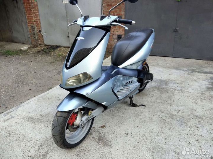 Aprilia Area 51 (Зона 51 ) 49 кубов едет 100