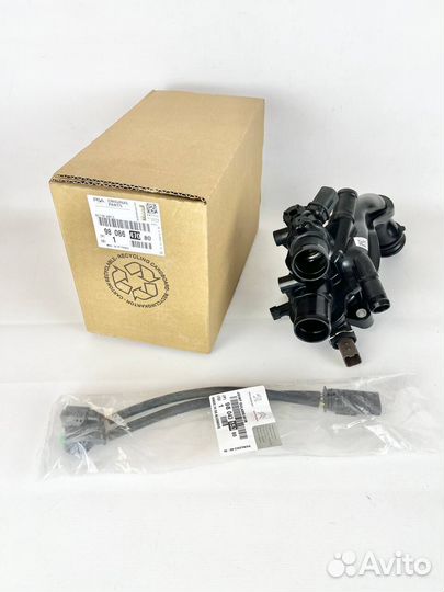 Переходник термостата Peugeot 9804315380