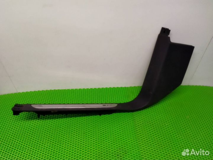 Накладка порога передняя левая Volkswagen Touareg