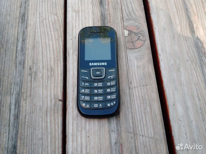 Samsung Keystone 2 GT-E1200M