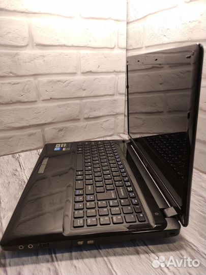 Мощный ноут с SSD/500GB/intel i5/8GB Oзу/GeForce