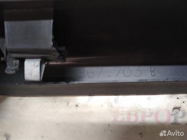 Накладка (кузов внутри) VW Tiguan 2007-2011