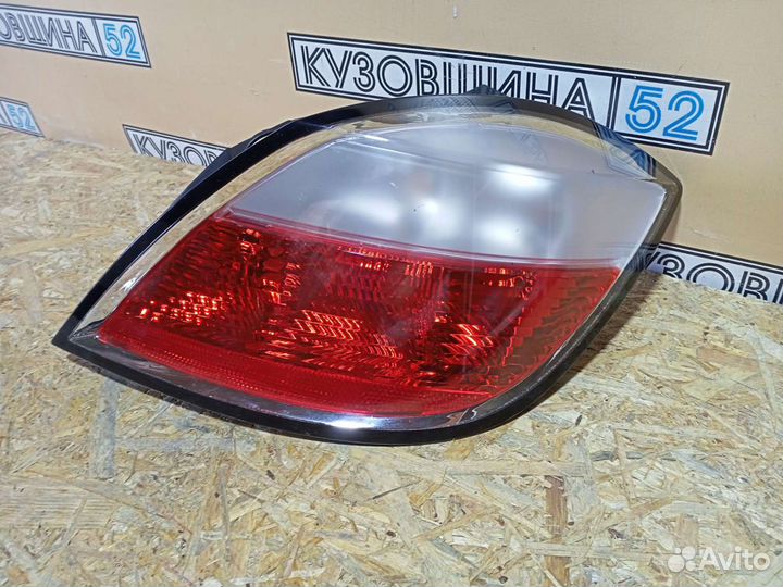 Фонарь правый Opel Astra H (04-07г) хетч до рест